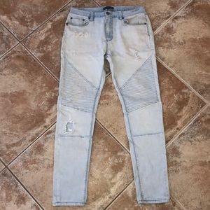 Jaywalker distressed jeans